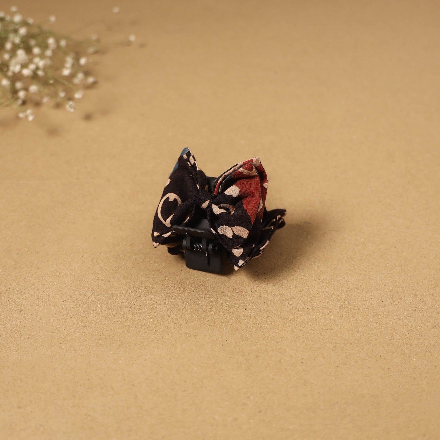 Handmade women’s bow hair claw clip 75 - handcrafted