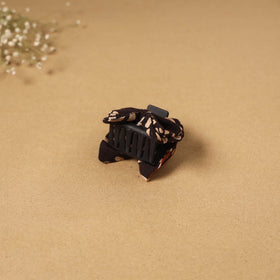 Handmade women’s bow hair claw clip 75 - handcrafted