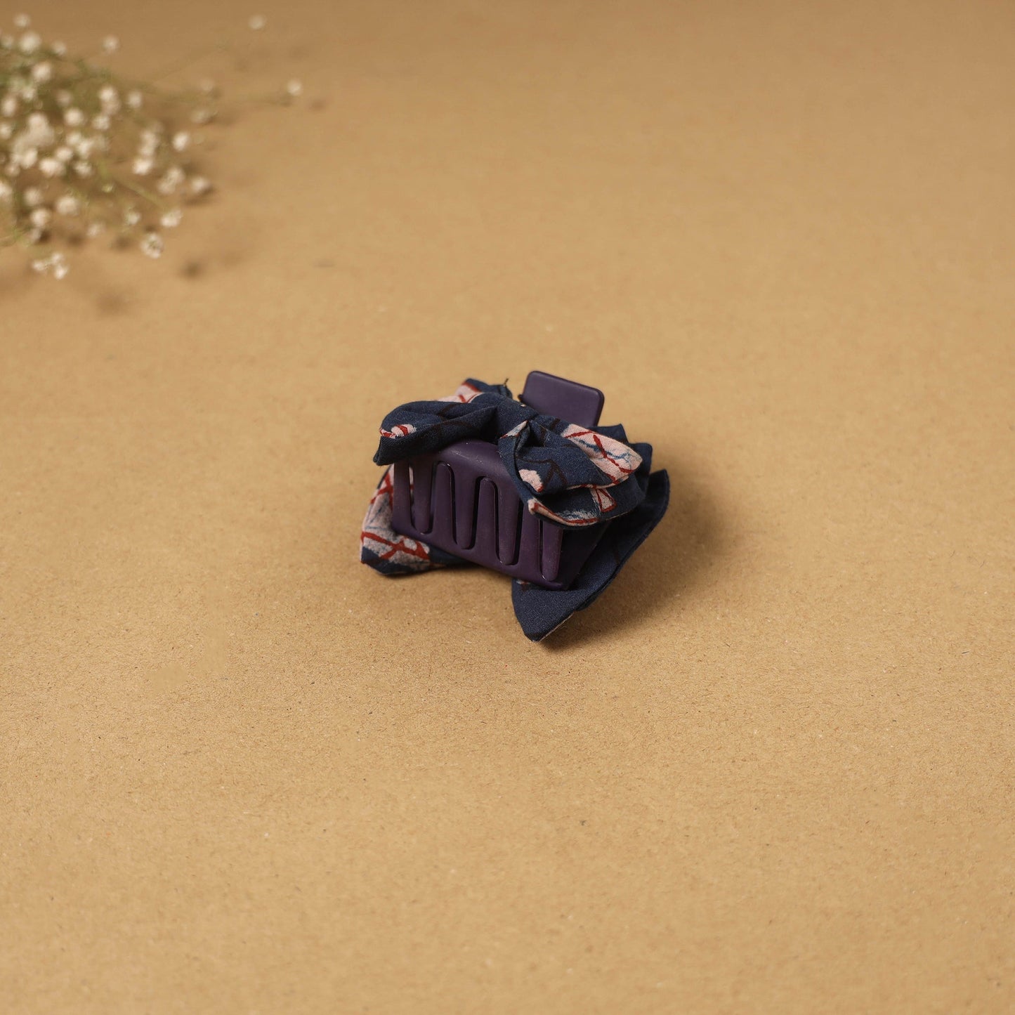 Handmade women’s bow hair claw clip 76 - handcrafted