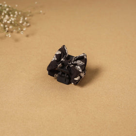 Handmade women’s bow hair claw clip 77 - handcrafted