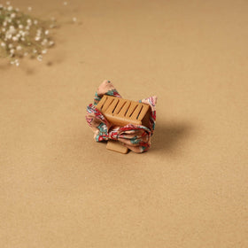 Handmade women’s bow hair claw clip 80 - handcrafted