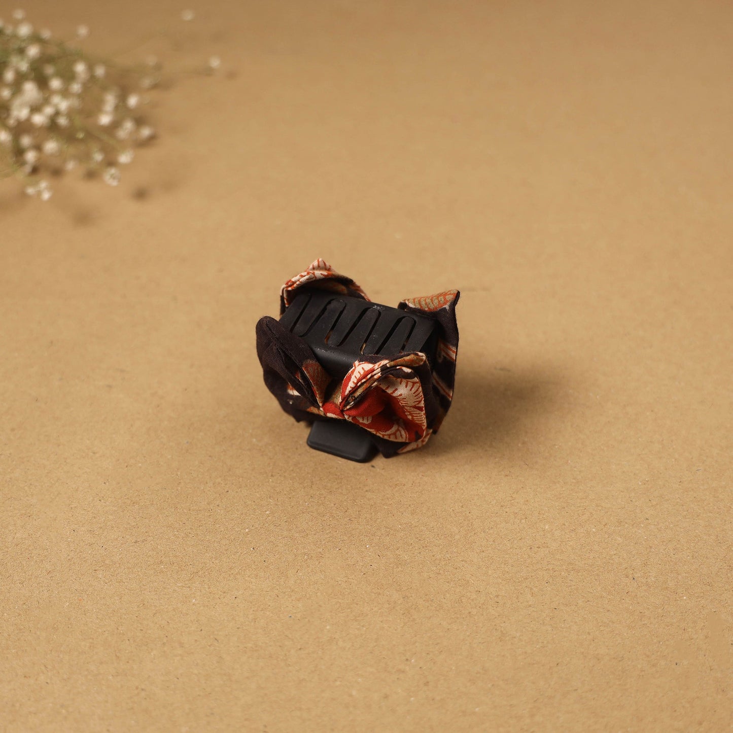 Handmade women’s bow hair claw clip 81 - handcrafted