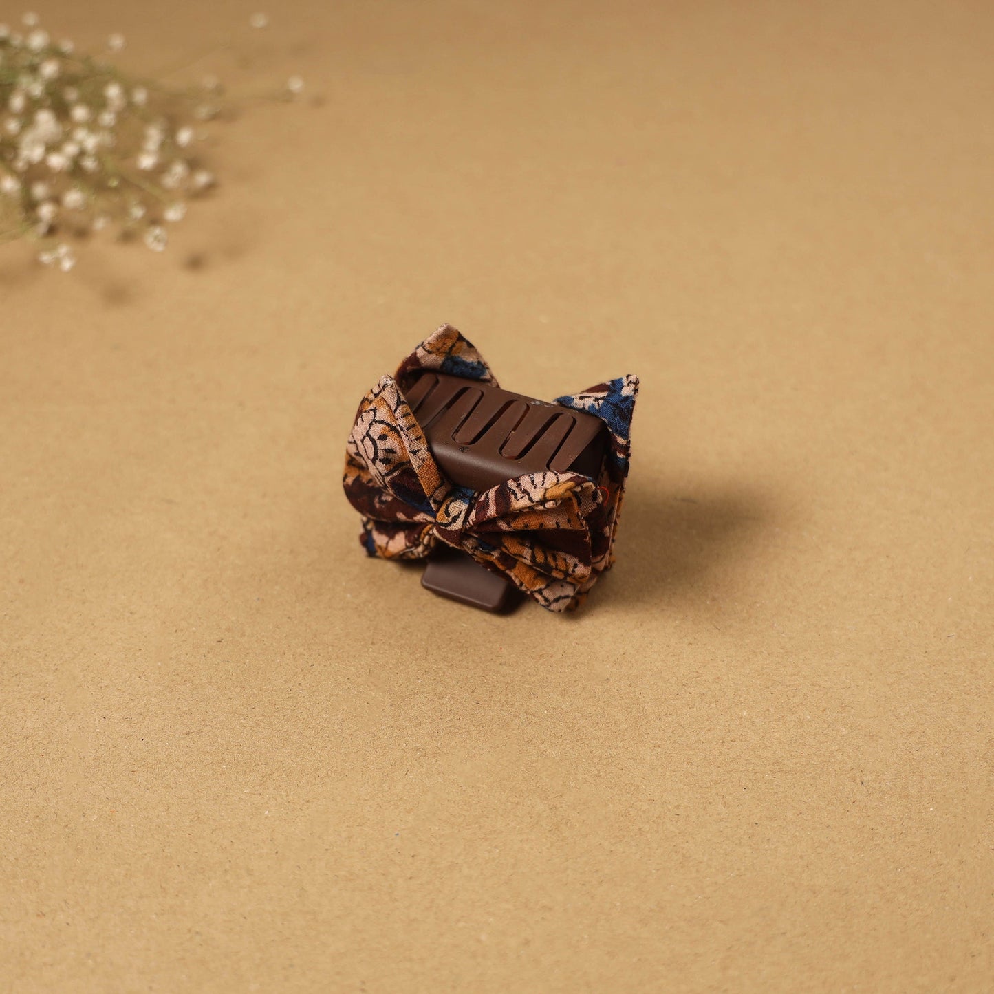 Handmade women’s bow hair claw clip 82 - handcrafted