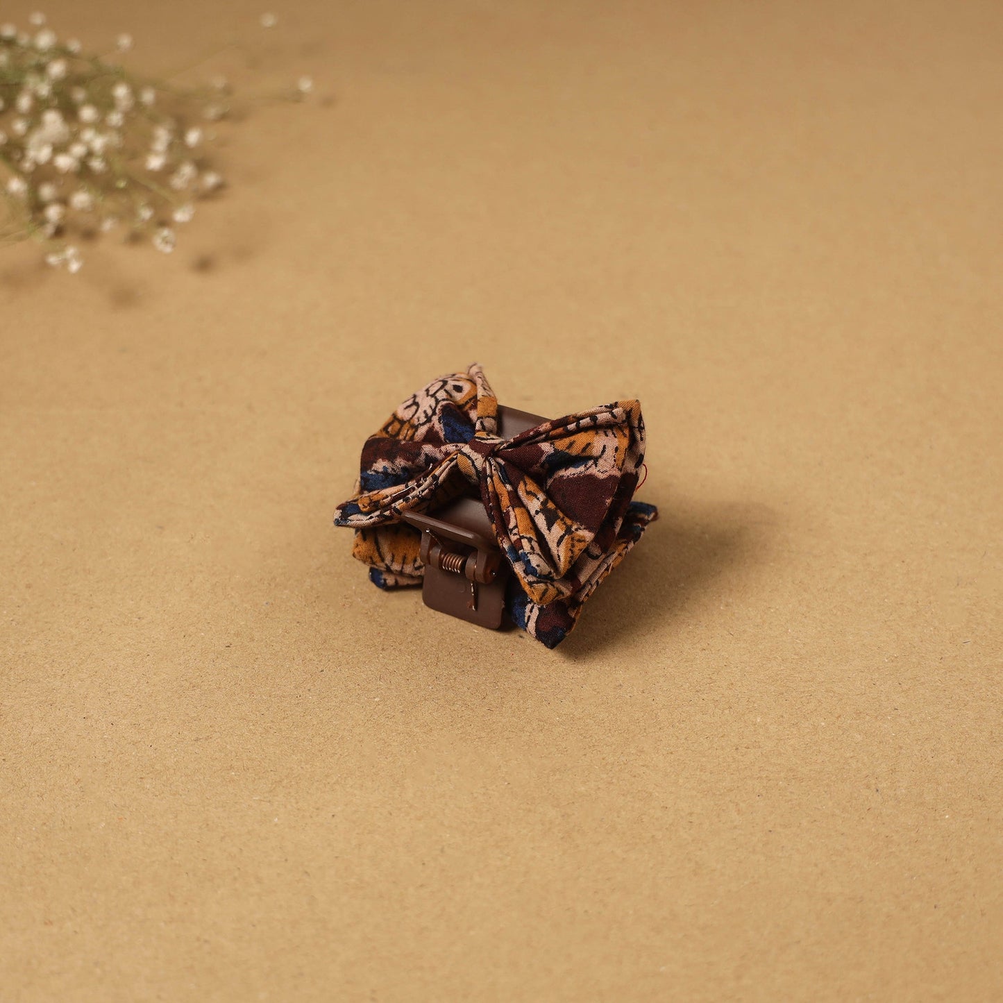 Handmade women’s bow hair claw clip 82 - handcrafted