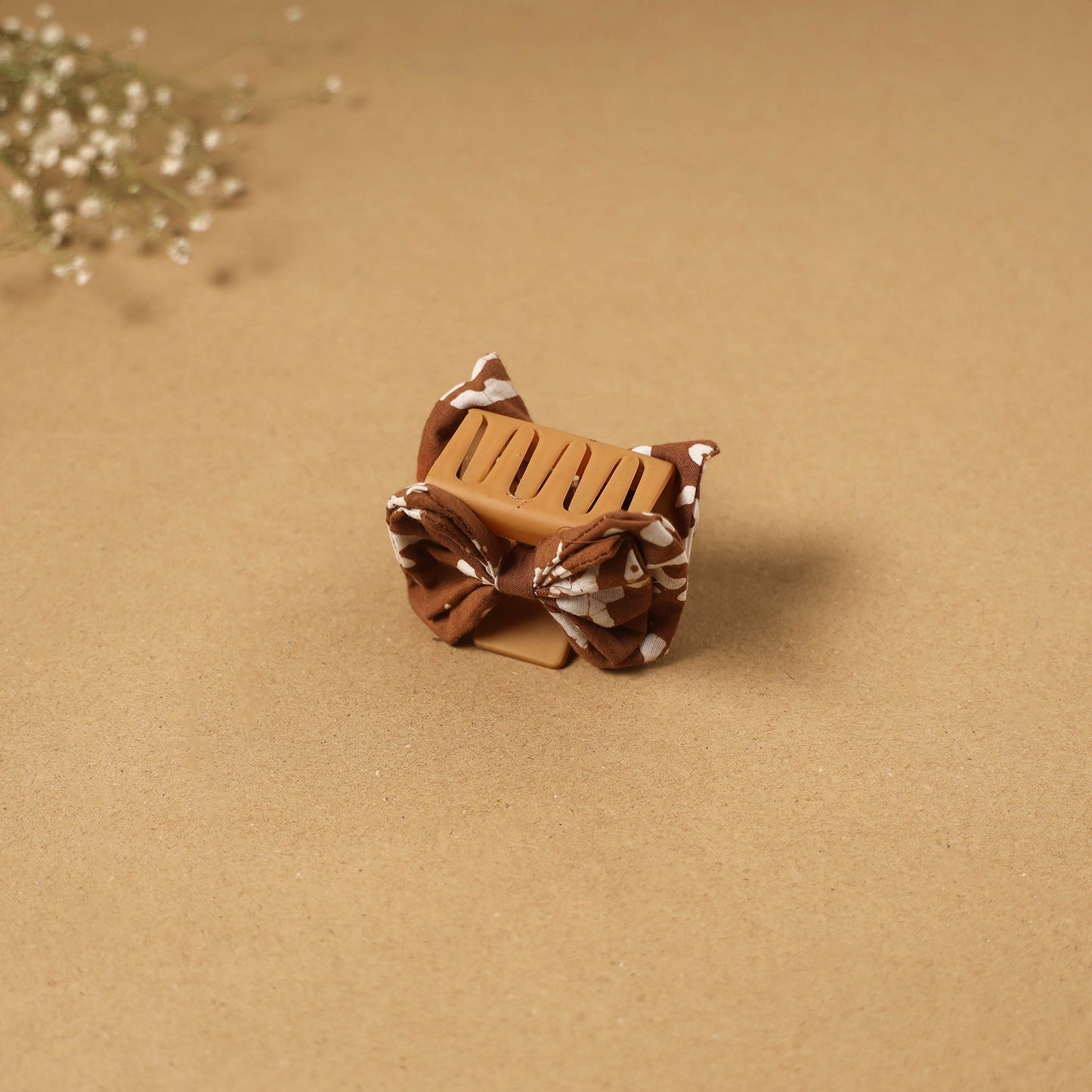 Handmade women’s bow hair claw clip 84 - handcrafted