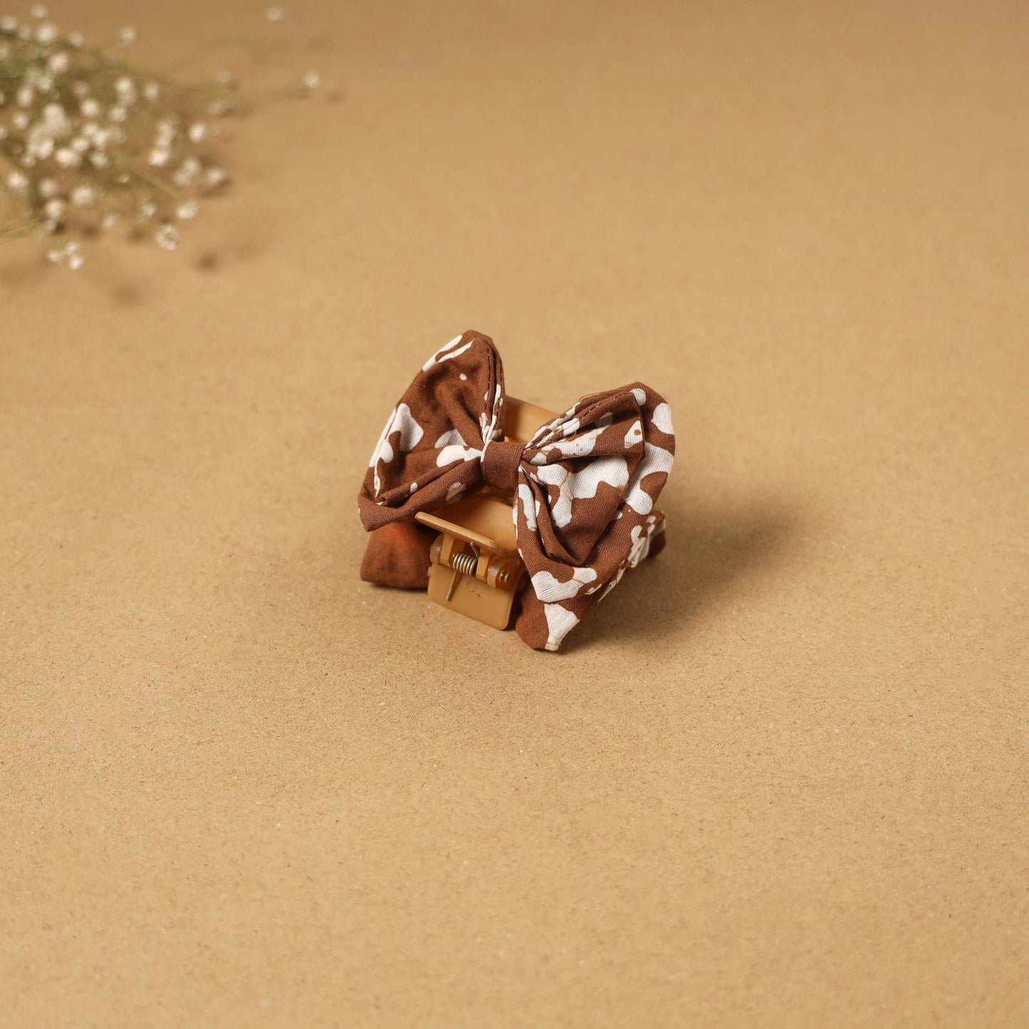 Handmade women’s bow hair claw clip 84 - handcrafted