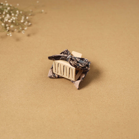 Handmade women’s bow hair claw clip 87 - handcrafted