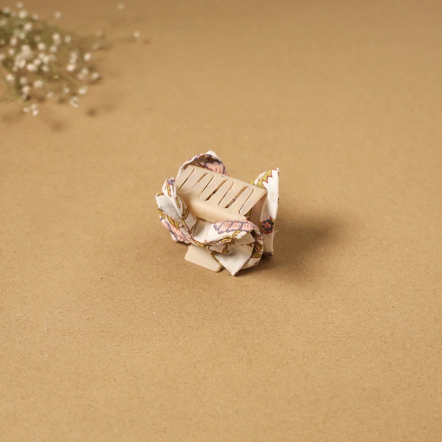 Handmade women’s bow hair claw clip 88 - handcrafted