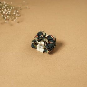 Handmade women’s bow hair claw clip 91 - handcrafted