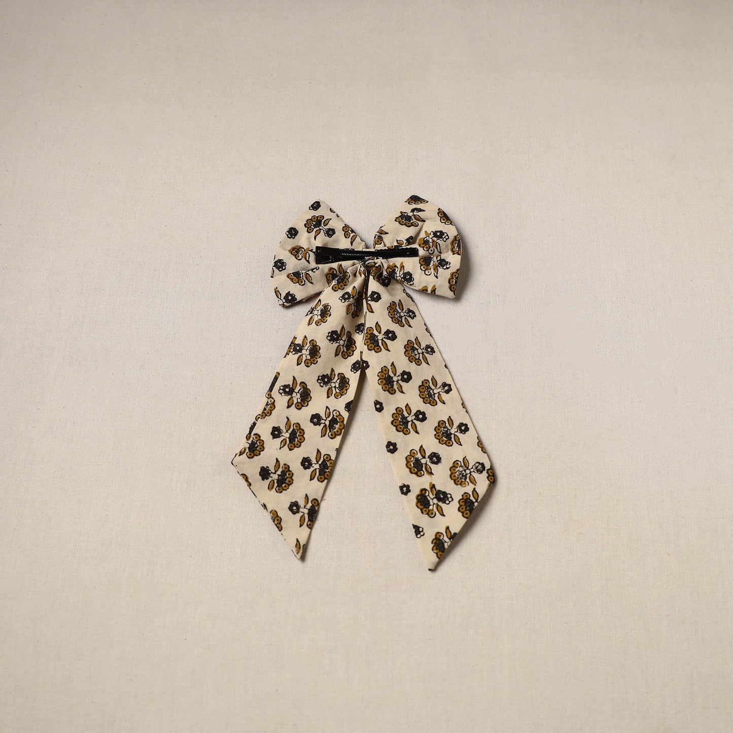 Beige - handmade women’s bow hair clip 80 - handcrafted