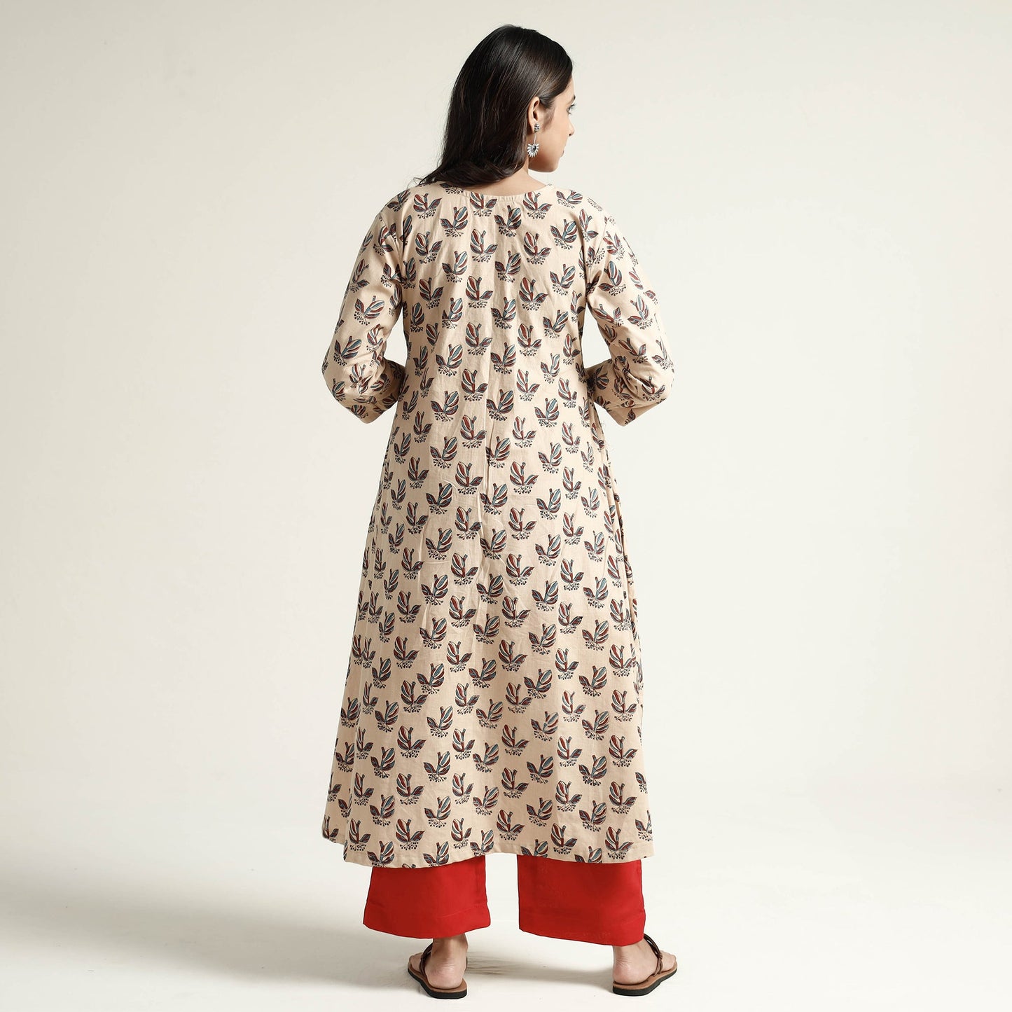 Buy Mangalagiri Block Printed Cotton Kurta with Palazzo Set Online at iTokri.com