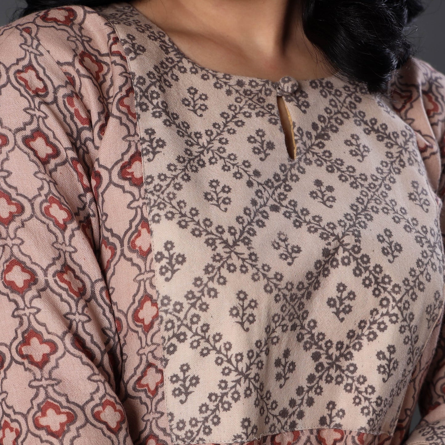Beige Handwoven Wool Pedana Kalamkari Print Kurta For Women