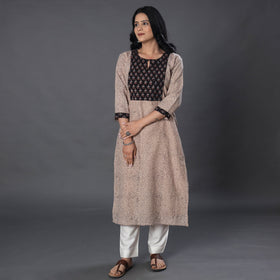 Beige Handwoven Wool Pedana Kalamkari Print Kurta For Women