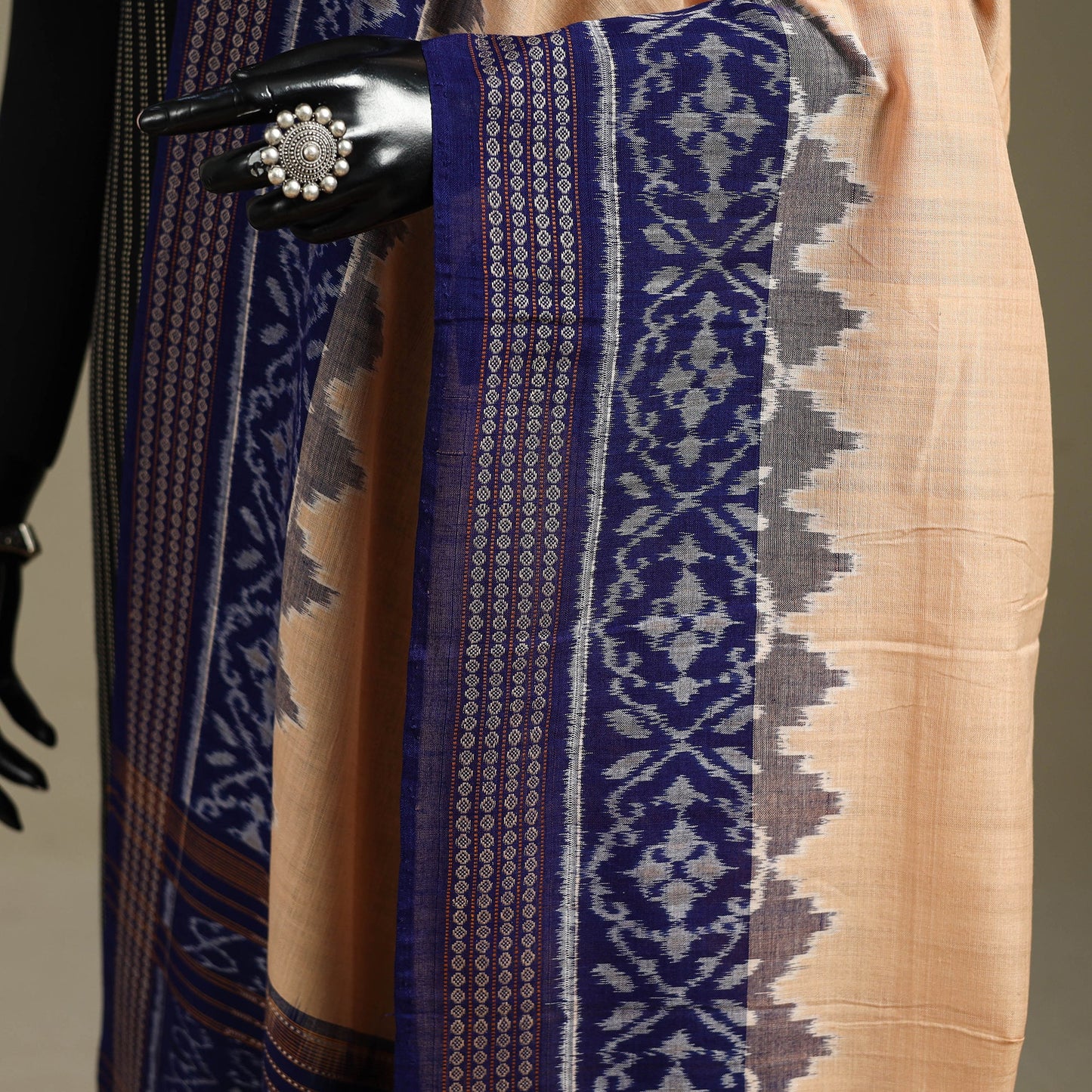 Beige - ikat handloom cotton sambalpuri dupatta 07