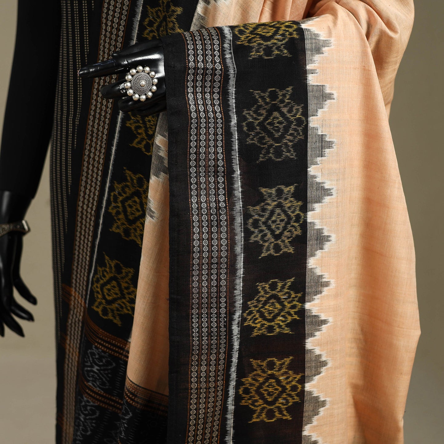 Beige - ikat handloom cotton sambalpuri dupatta 08