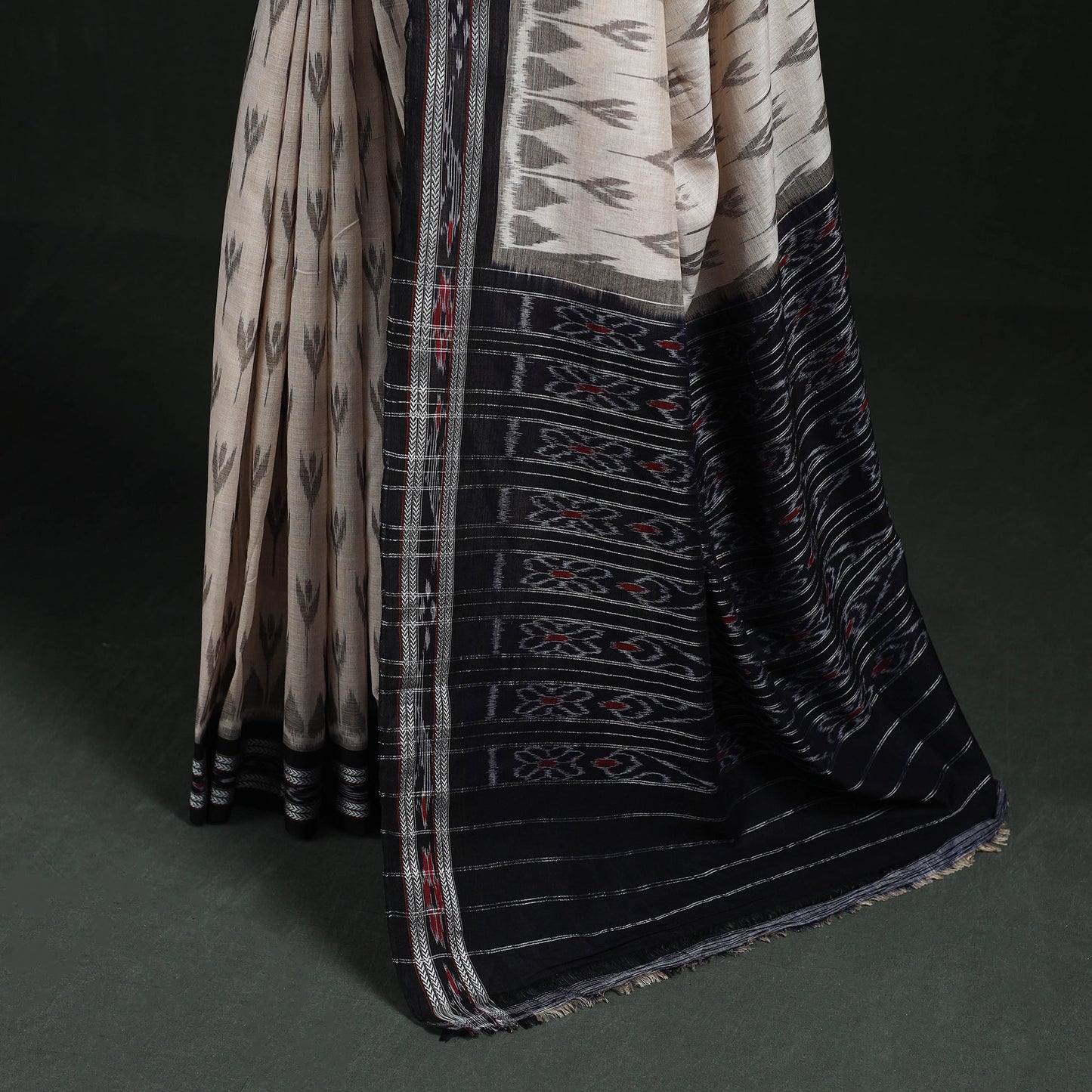 Ikat handloom cotton sambalpuri saree 53 - handcrafted