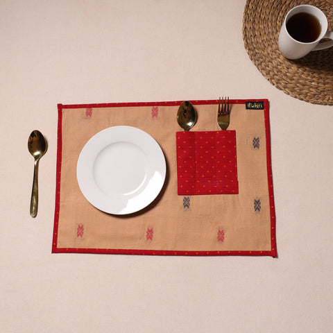 Beige Jacquard Cotton Table Mat With Pocket