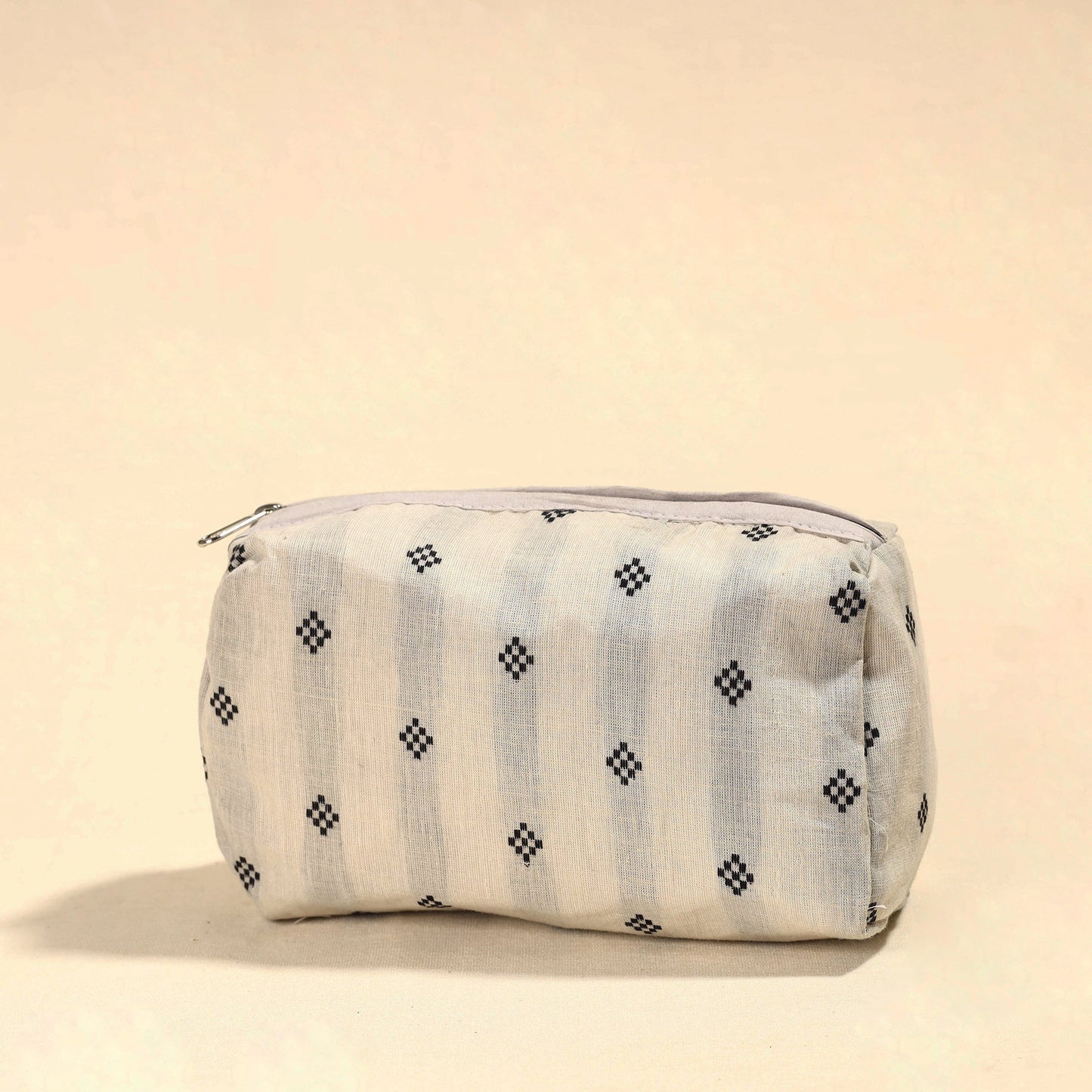  Jacquard Cotton Toiletry Pouch 