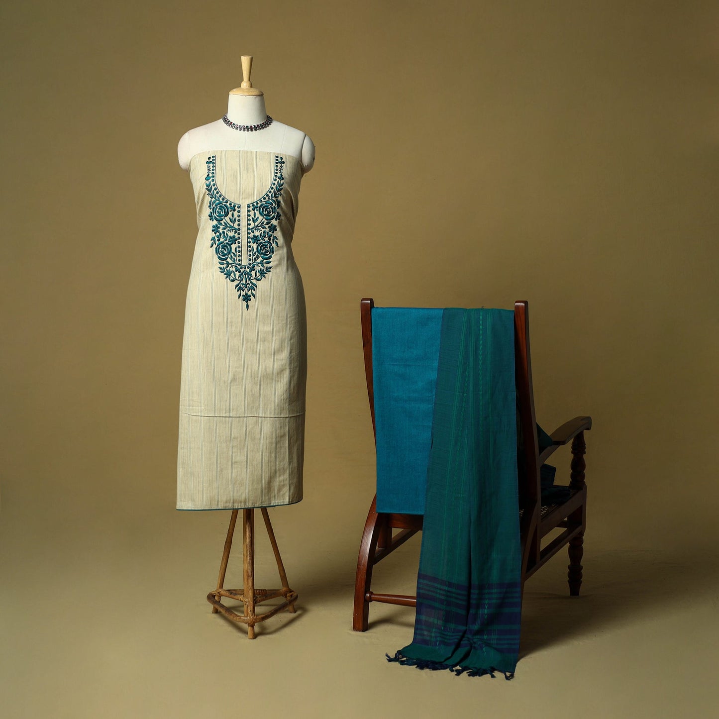 Jacquard embroidered cotton 3pc unstitched dress material