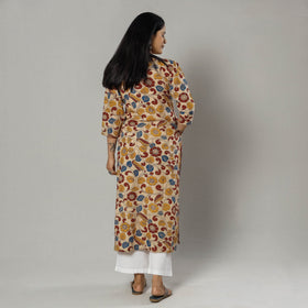 Buy Pink Texture Kalamkari Printed Cotton Kurta For Women