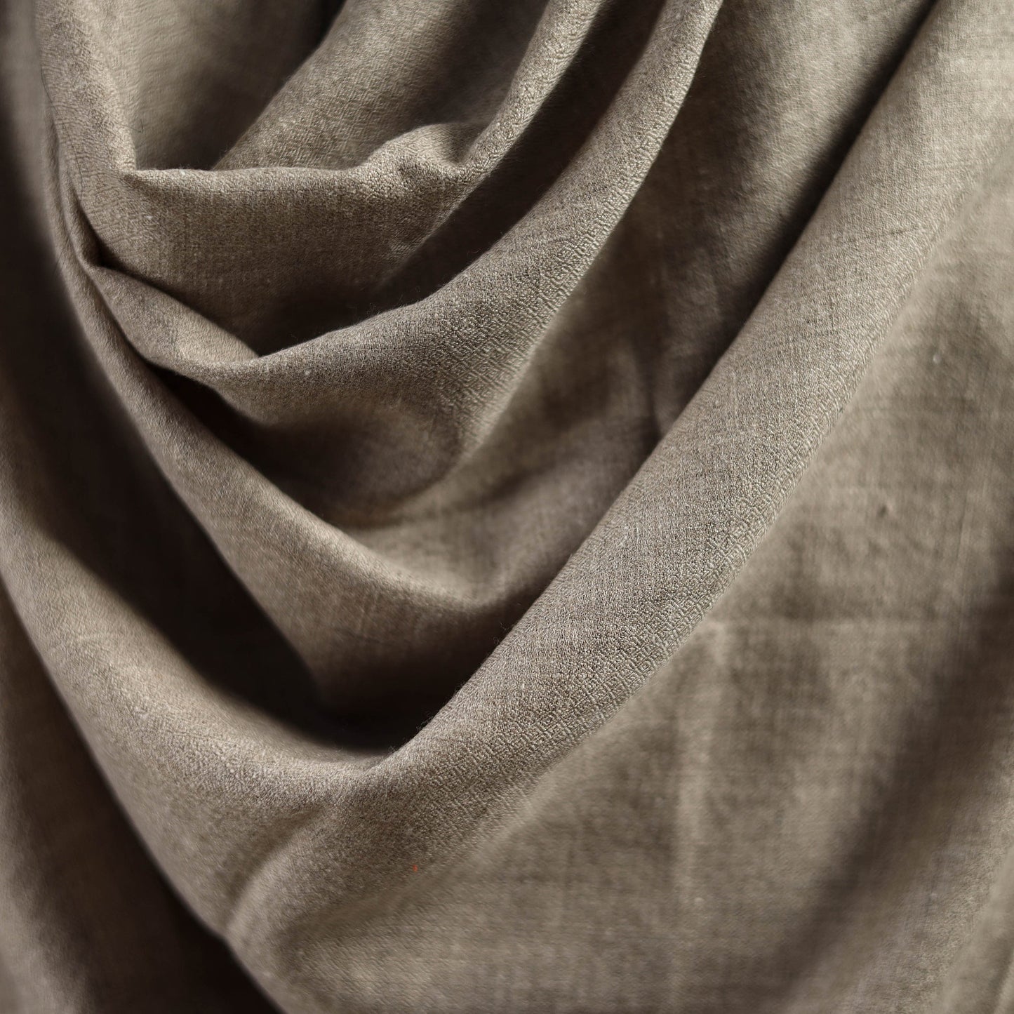 Kashmiri pashmina handspun handwoven pure woolen shawl 03