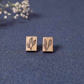  Kerala Hand Painted Bamboo Stud Earrings Online at iTokri.com