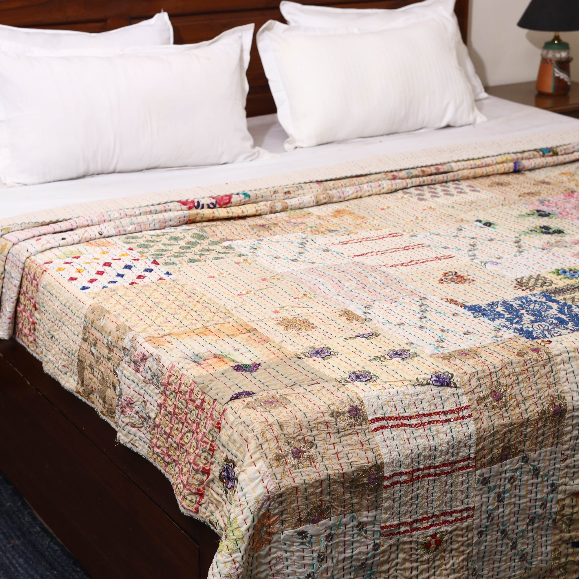 Khambadiya tagai patchwork quilt / gudri / blanket (108 x