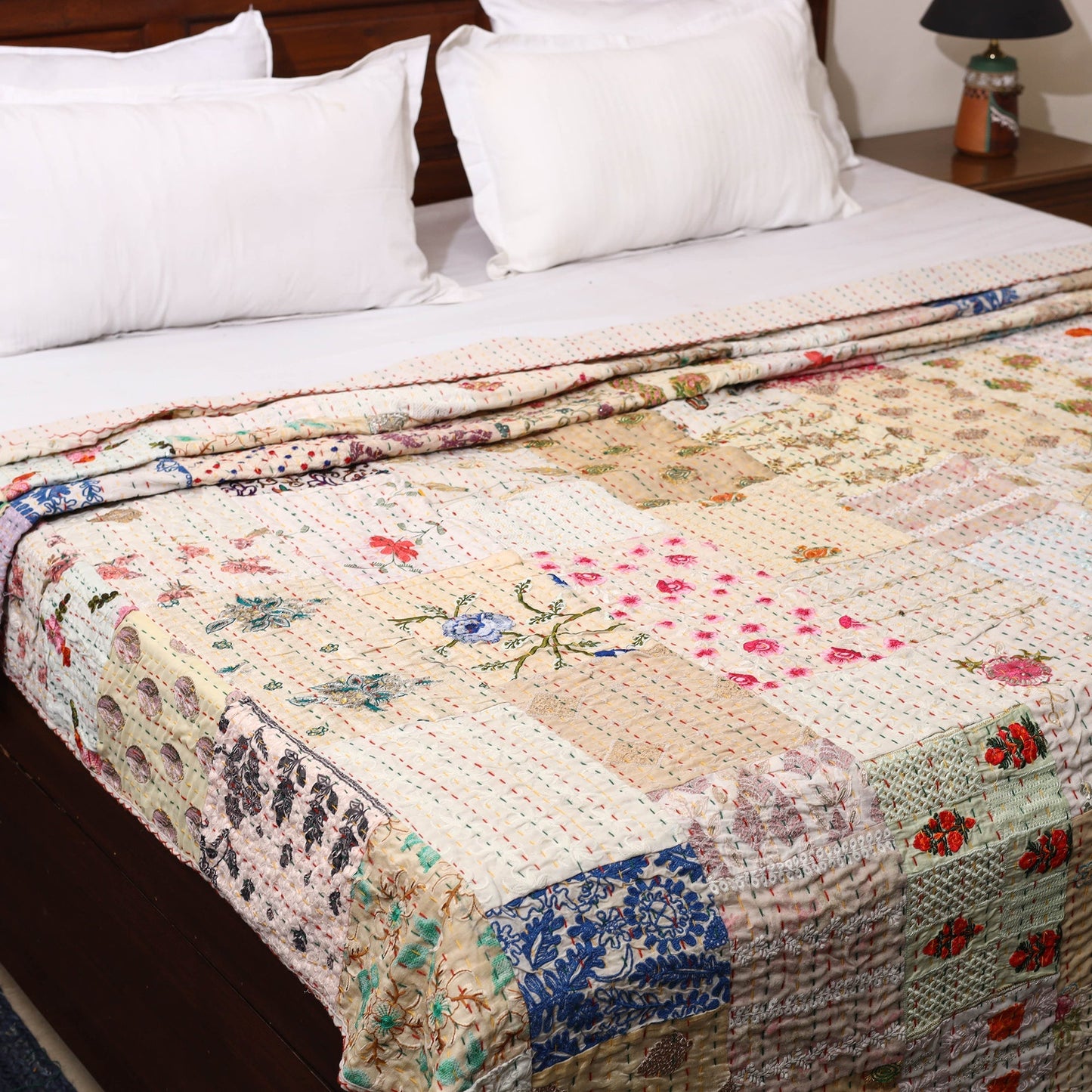 Khambadiya tagai patchwork quilt / gudri / blanket (108 x