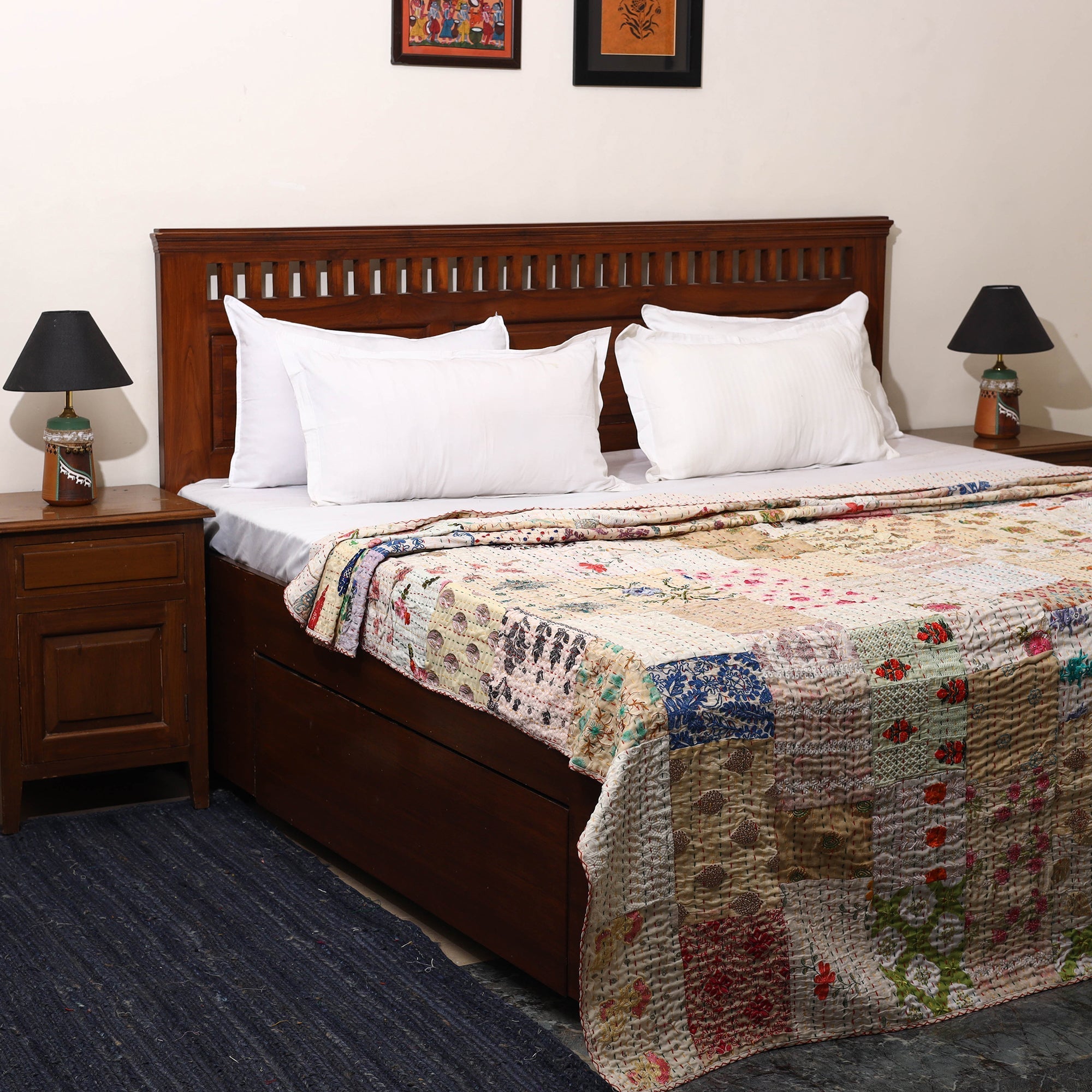 Khambadiya tagai patchwork quilt / gudri / blanket (108 x