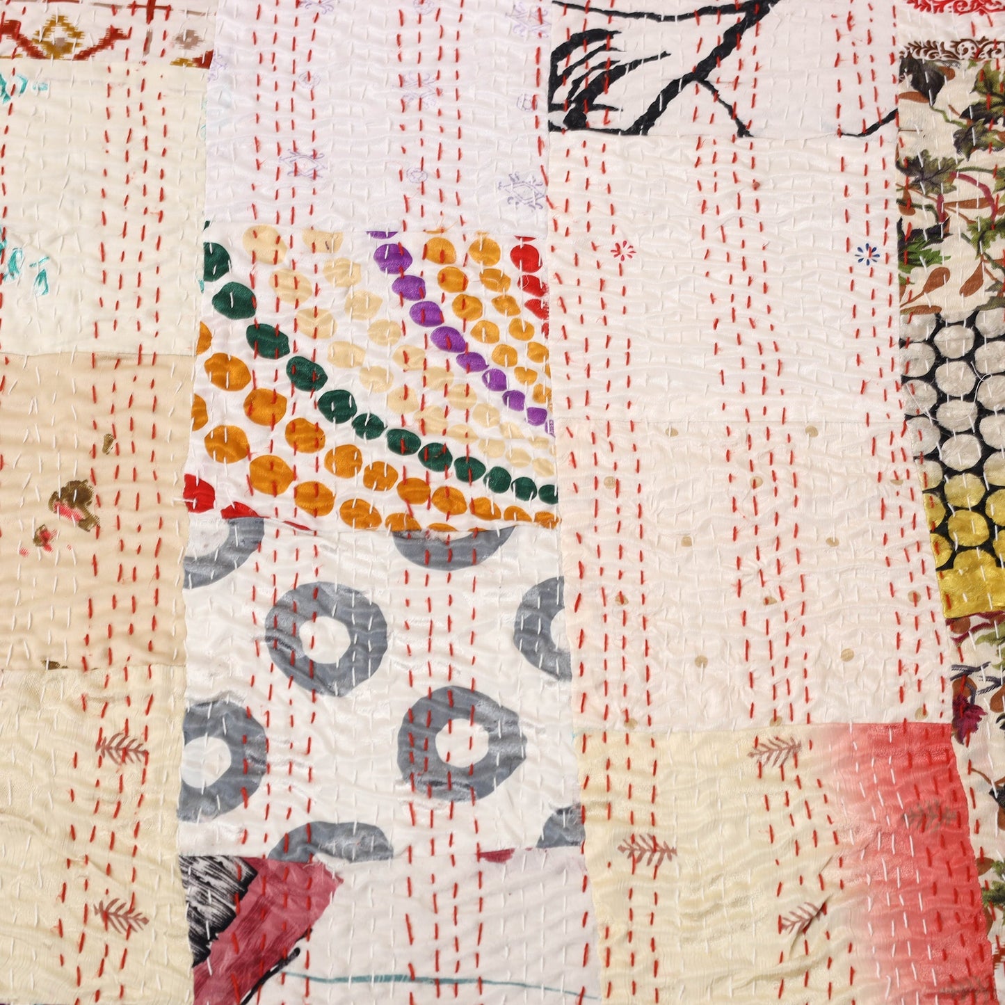 Khambadiya tagai patchwork quilt / gudri / blanket (109 x