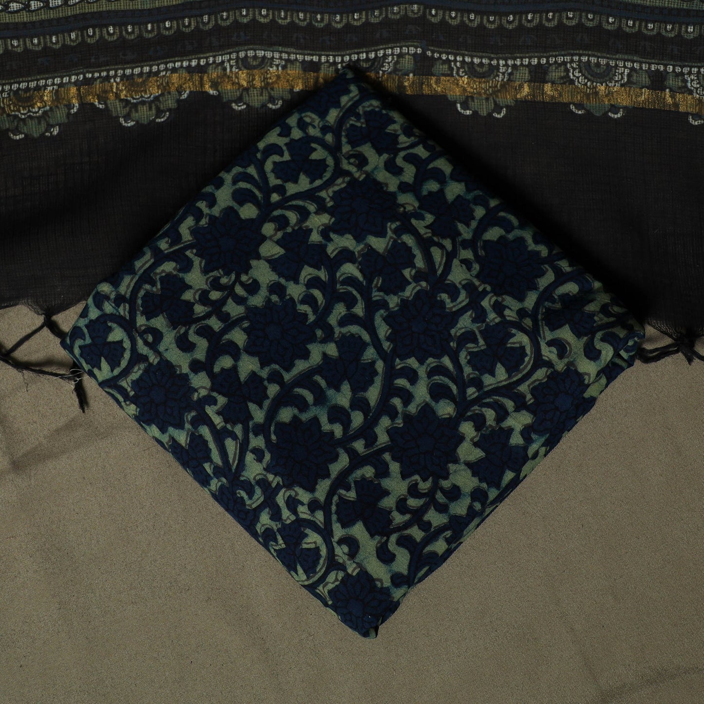 Kutch hand block ajrakh print natural dyed cotton 3pc