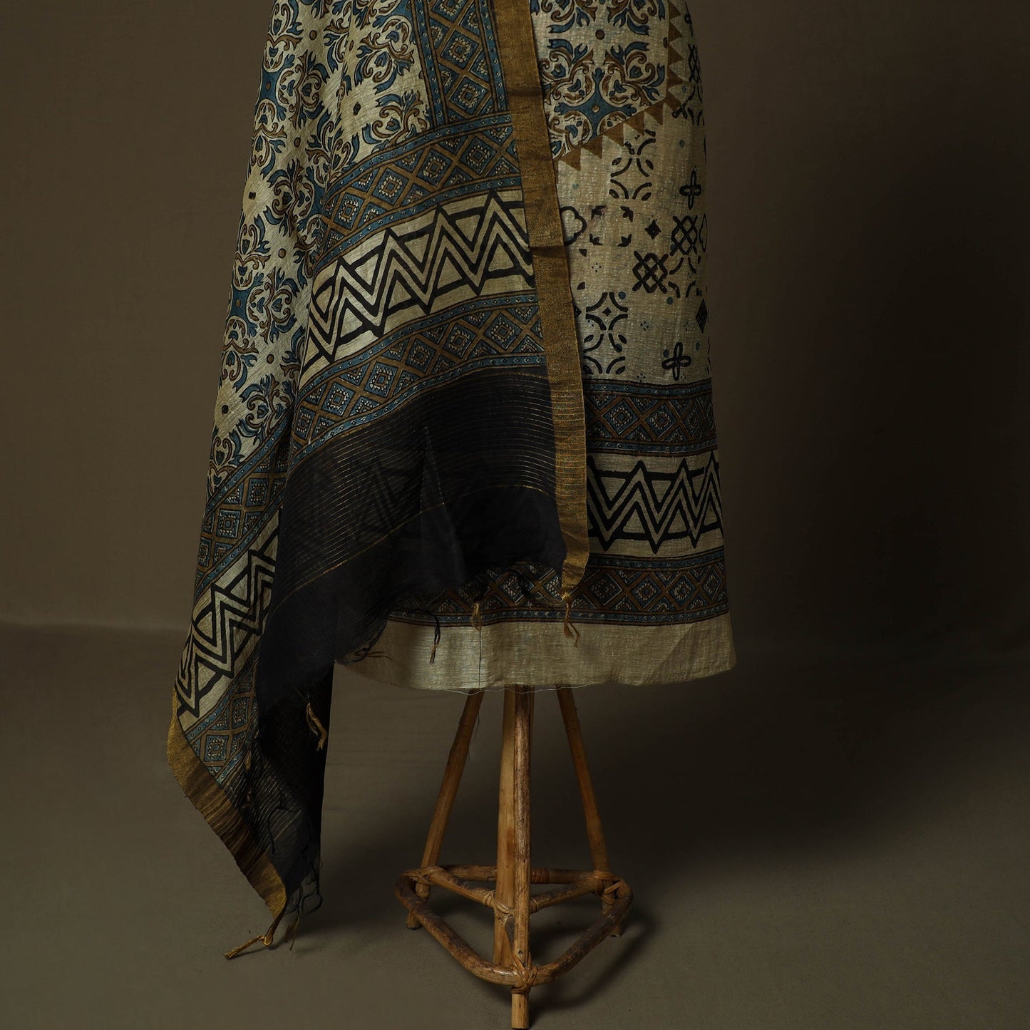 Kutch hand block ajrakh print natural dyed linen 2pc