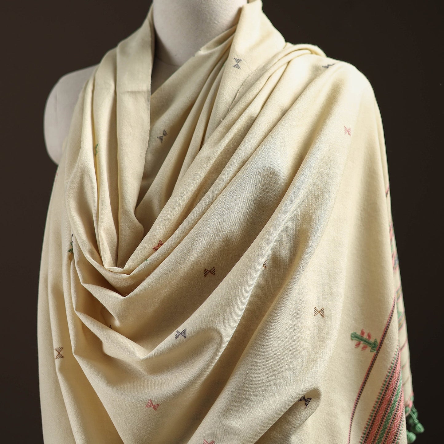 Beige - kutch bhujodi handwoven merino wool shawl 18