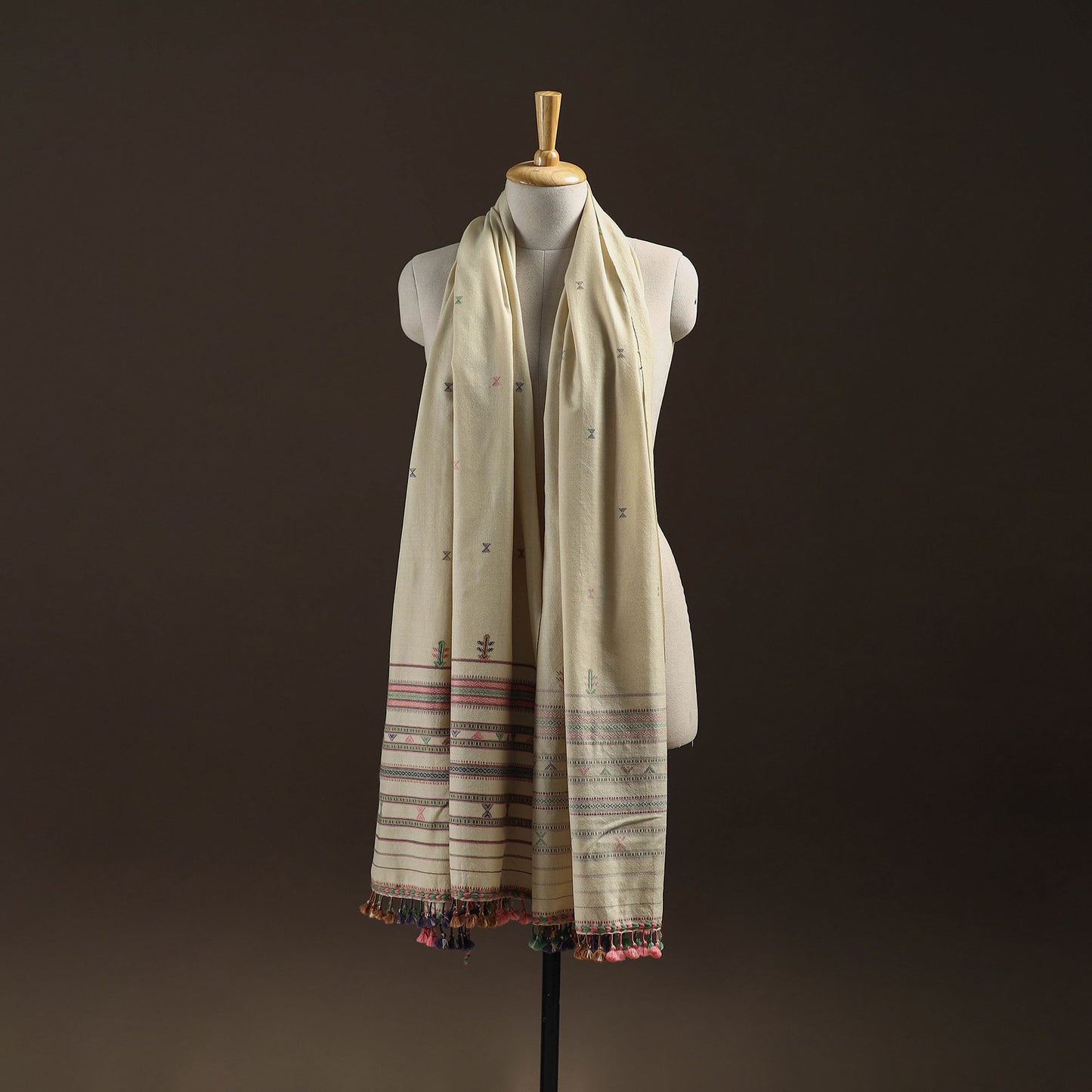 Beige - kutch bhujodi handwoven merino wool shawl 18