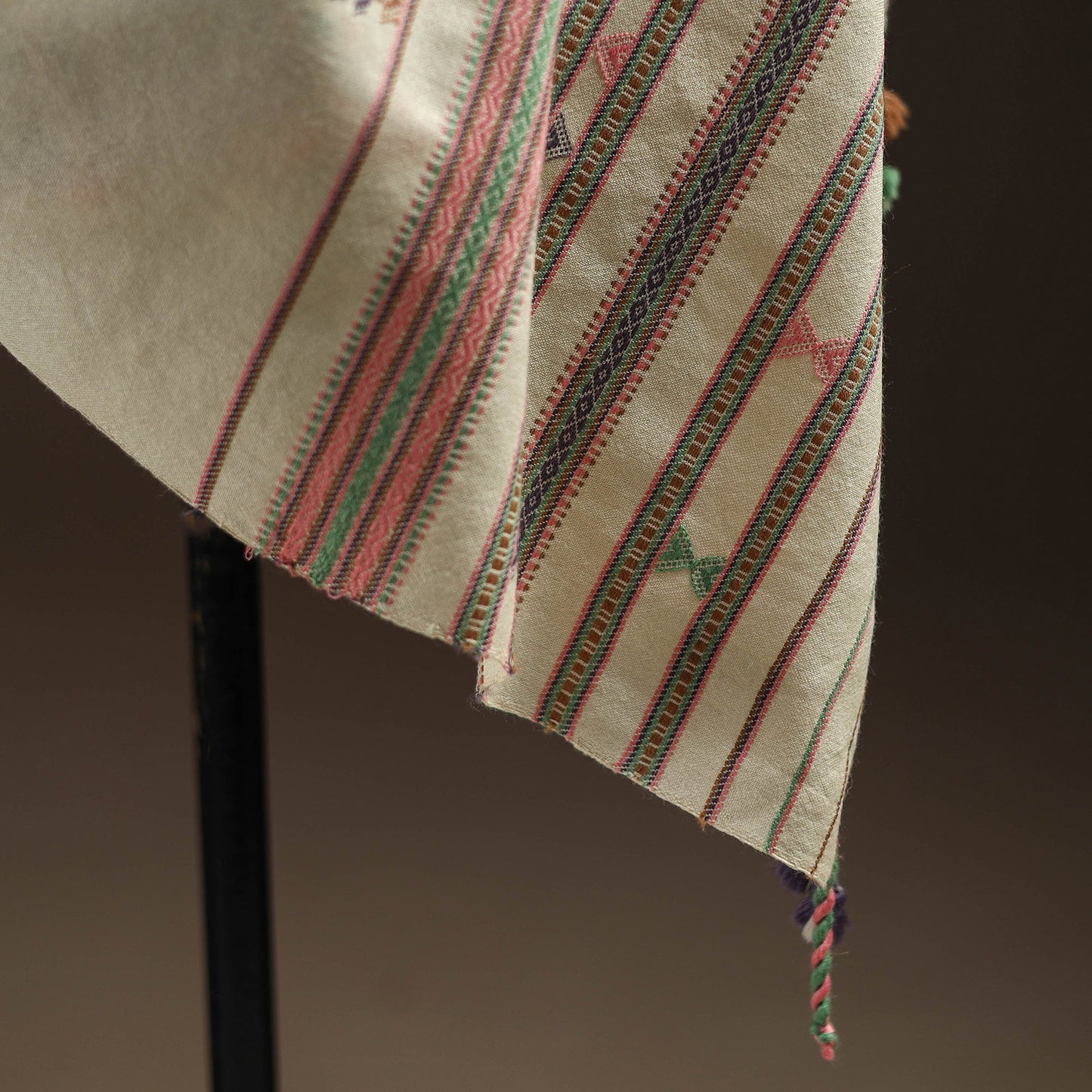 Beige - kutch bhujodi handwoven merino wool shawl 18