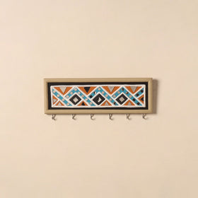 Kutch mud mirror work lippan art key holder (4 x 12 in) 08
