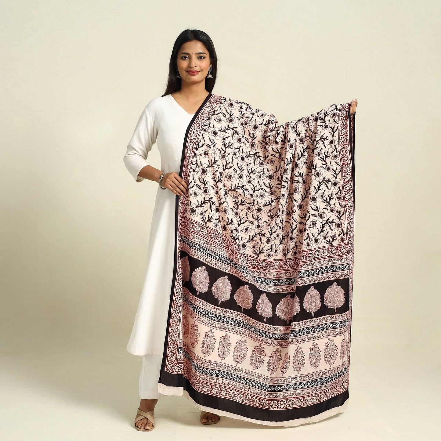  Beige Natural Dye Mul Cotton Bagh Print Dupatta