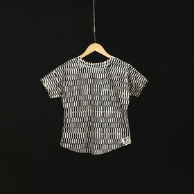 Natural dyed bindaas block art printed cotton v neck