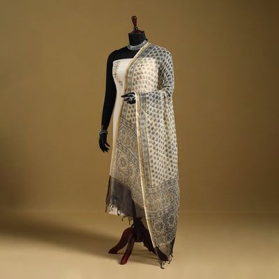 Beige - natural dyed kota doria cotton dupatta 08