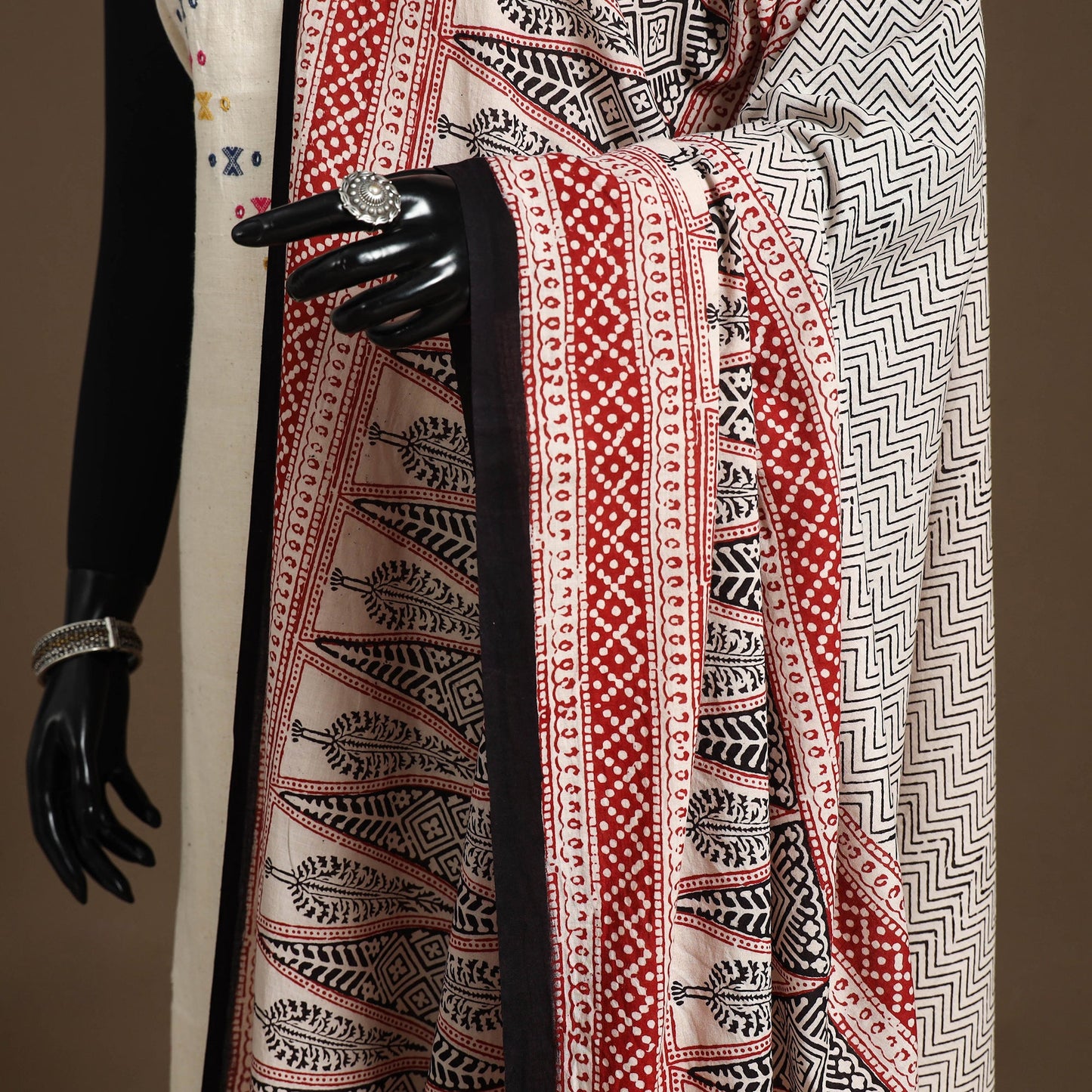 Beige - natural dyed cotton bagh dupatta 07 - handcrafted