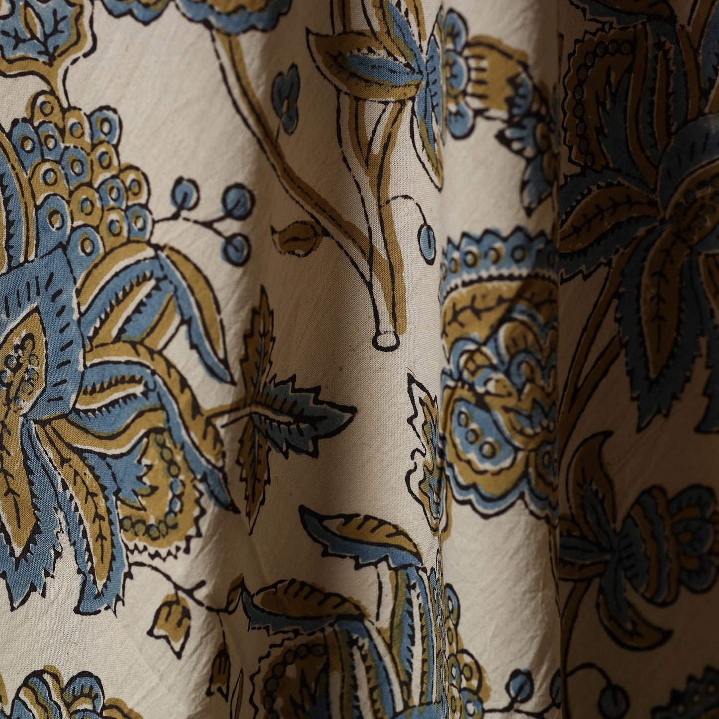 Beige - natural dyed cotton hand fabric 04 - handcrafted