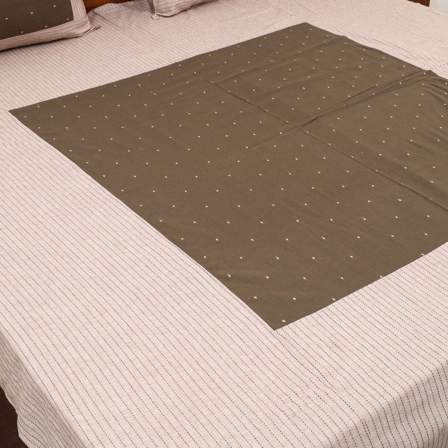 Buy Beige Patchwork Cotton Double Jacquard Bed Sheet Set