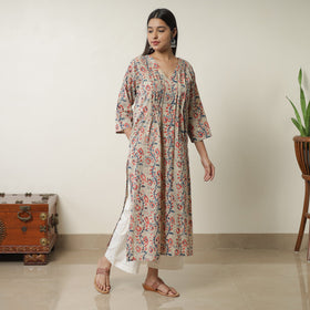 Pedana Beige Block Print Cotton Straight Kalamkari Kurta for Women