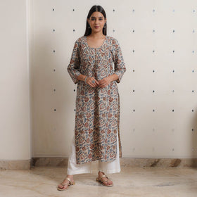 Buy Pedana Kalamkari Block Printed Cotton Pintuck Straight Kurta 13 Online at iTokri.com