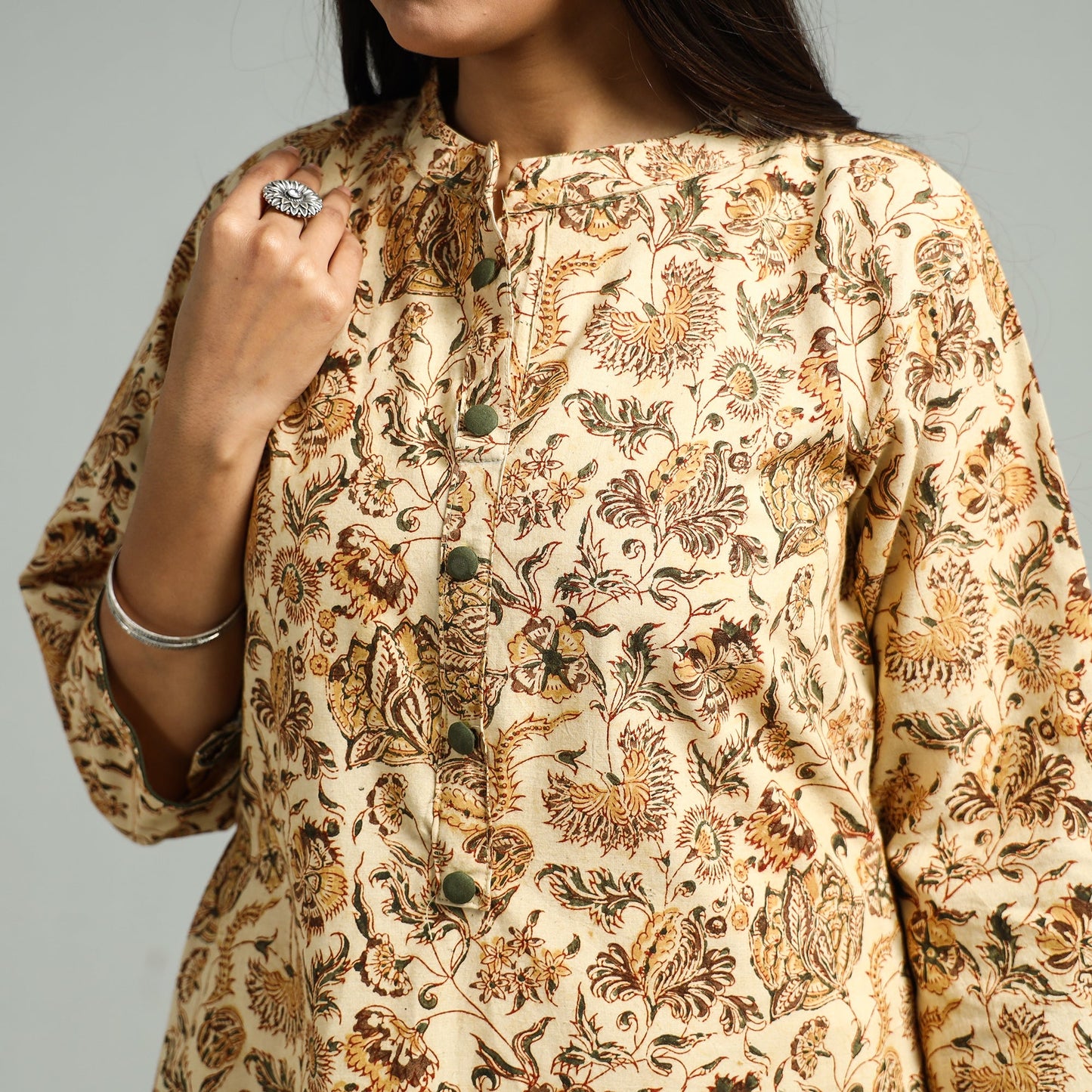 Buy Pedana Kalamkari Hand Block Printed Cotton Kurta 58 Online at iTokri.com