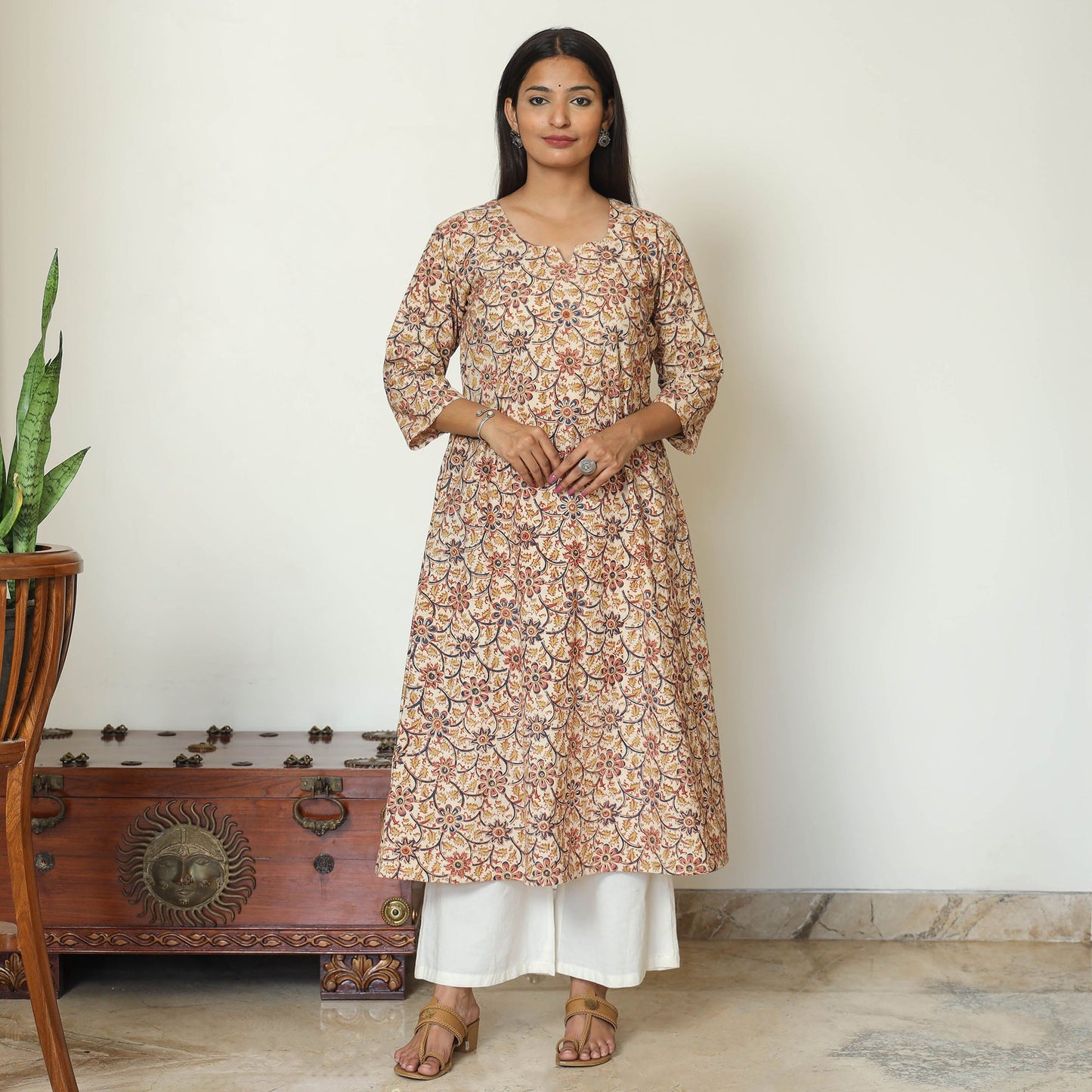 Buy Pedana Kalamkari Hand Block Printed Cotton A-Line Kurta 07 Online at iTokri.com