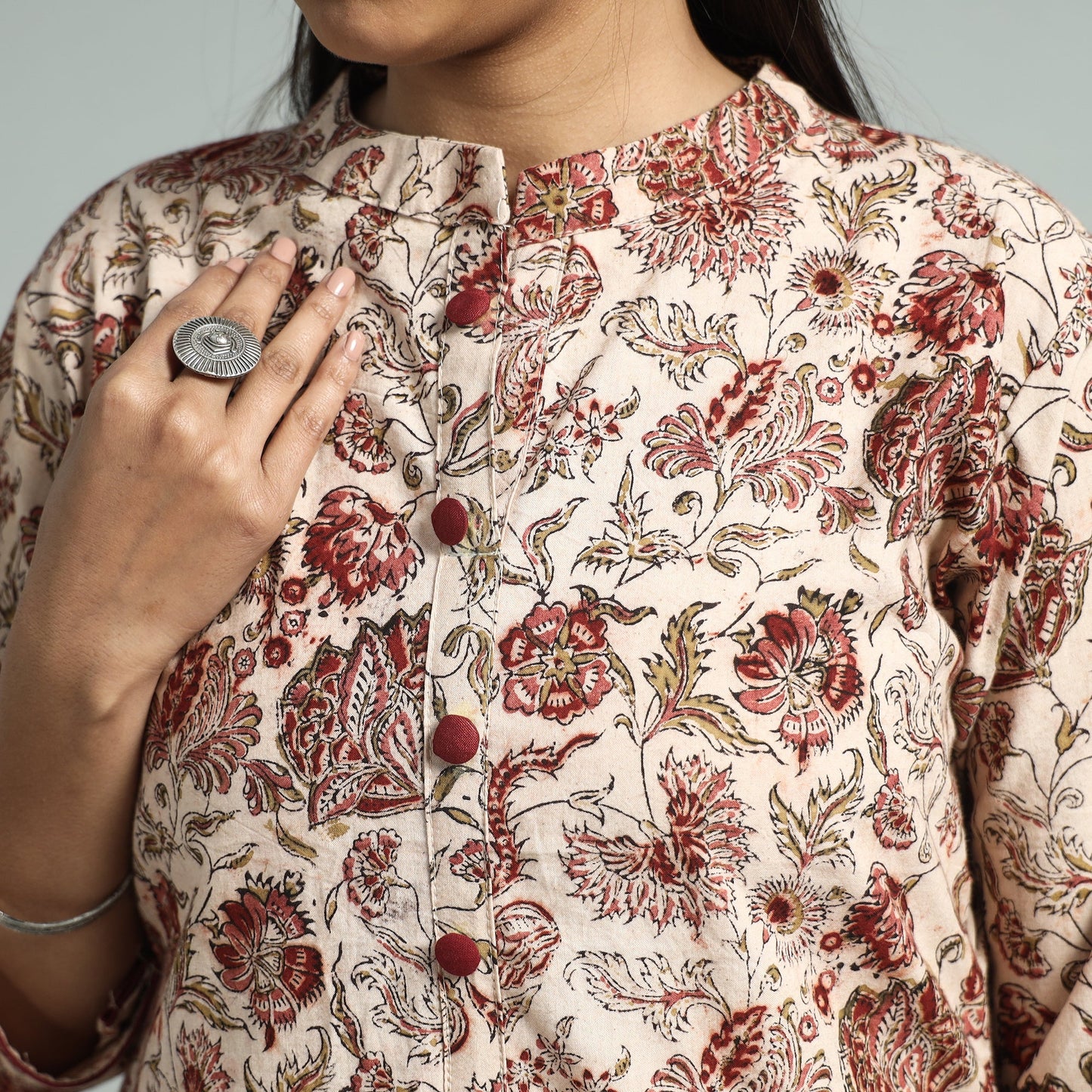 Buy Pedana Kalamkari Hand Block Printed Cotton Kurta Online at iTokri.com