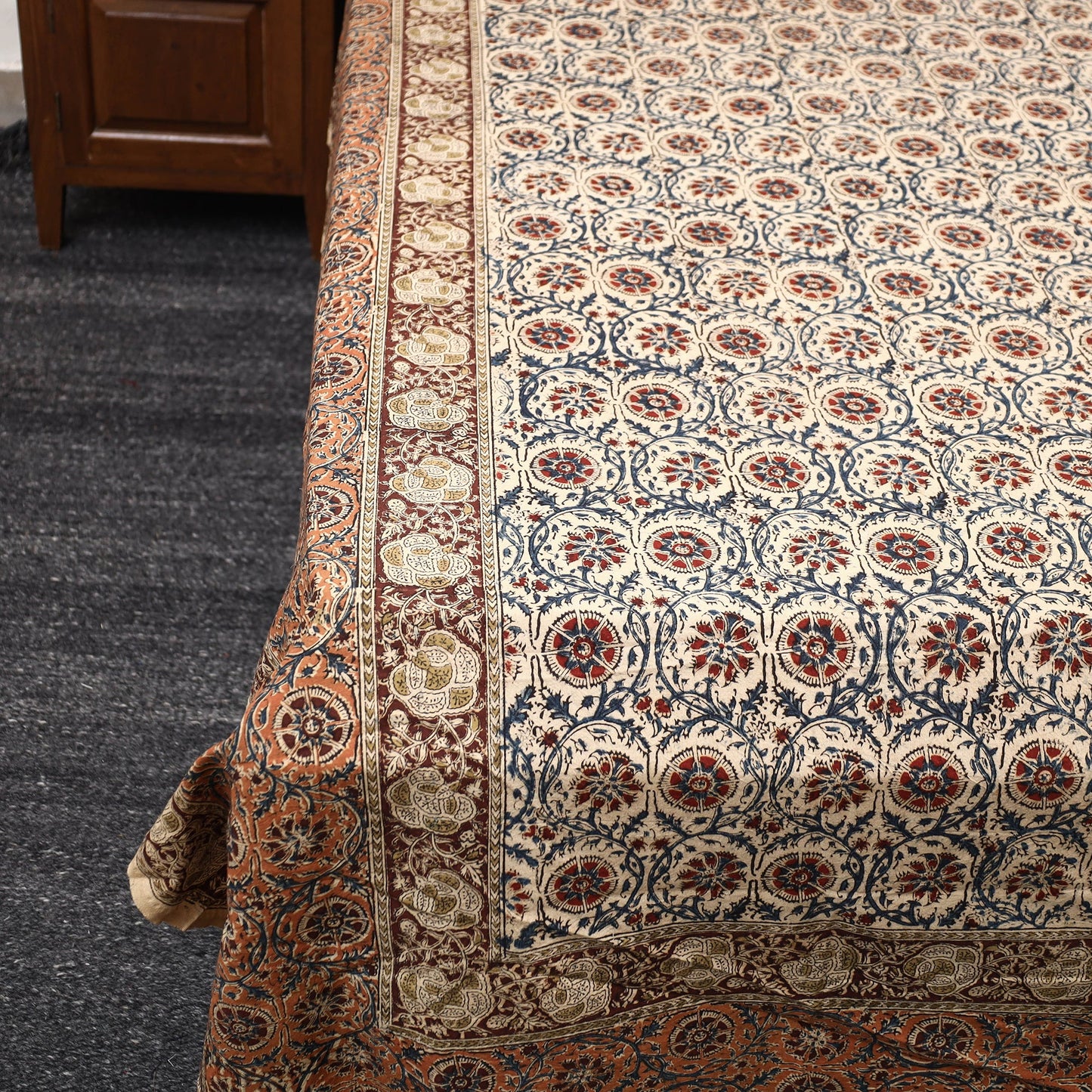 Buy Pedana Kalamkari Block Printed Cotton Double Bed Cover (111 x 91 in) 07 Online at iTokri.com