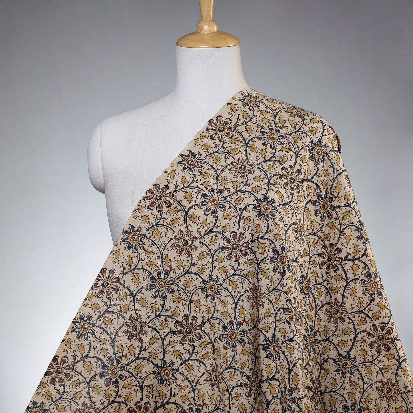 Buy Pedana Kalamkari Block Printed Cotton Fabric Online at iTokri.com