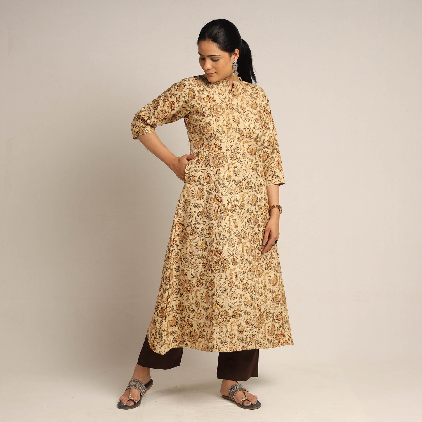 Buy Pedana Kalamkari Block Printed Cotton Kurta with Palazzo Set Online at iTokri.com